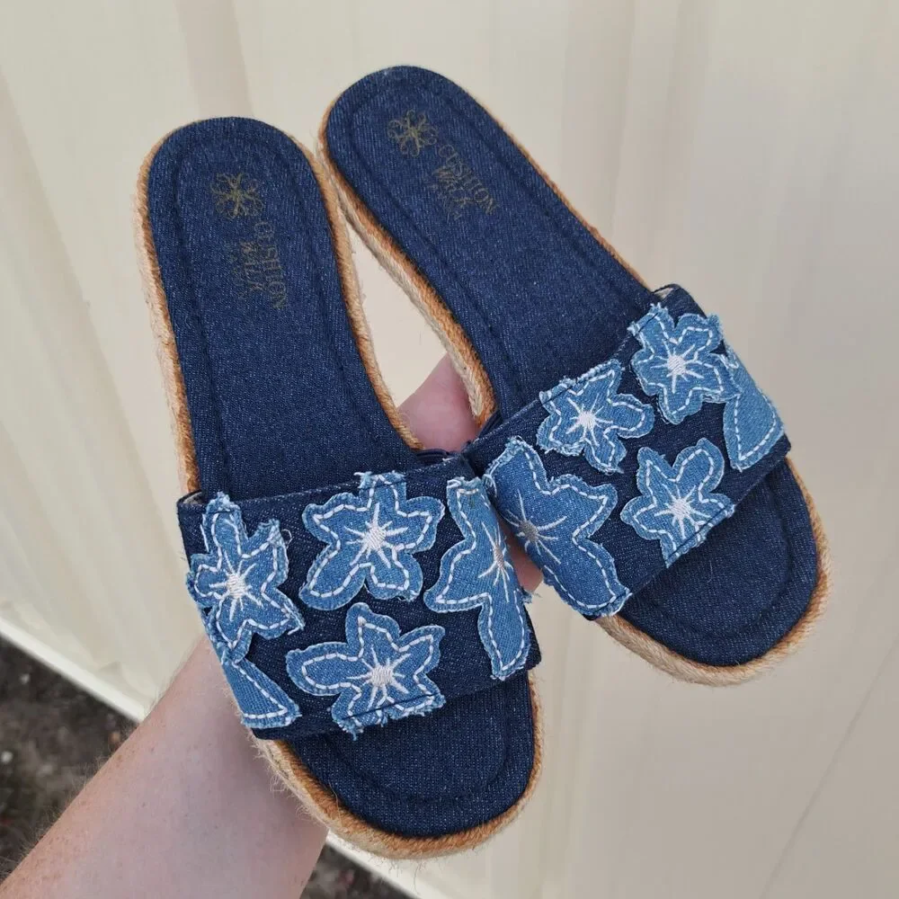 NEW Avon Cushion Walk Denim Blue Slide Sandals Espadrilles Women US Size 7
